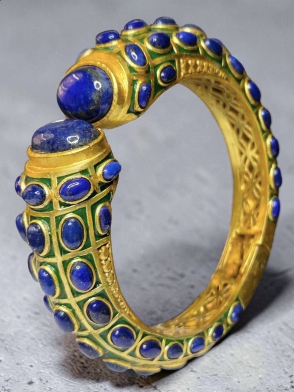 24k Gold Plated Chunky Emerald Enamel Lapis Lazuli Stone Clamper Bracelet - Picture 2 of 5